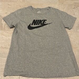 Nike t-shirt